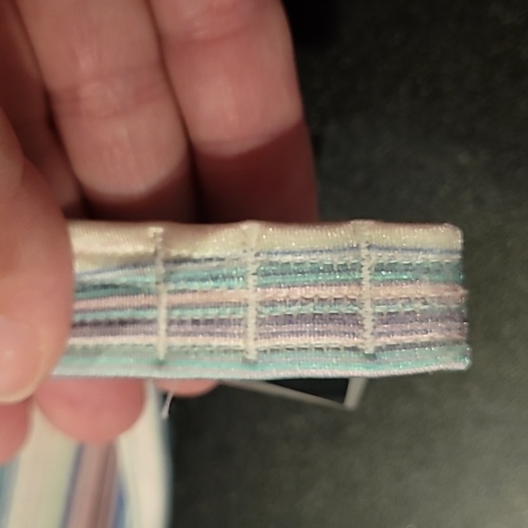 Victorias secret Hottie Halter bikini top, like new, size 34C - Picture 5 of 9